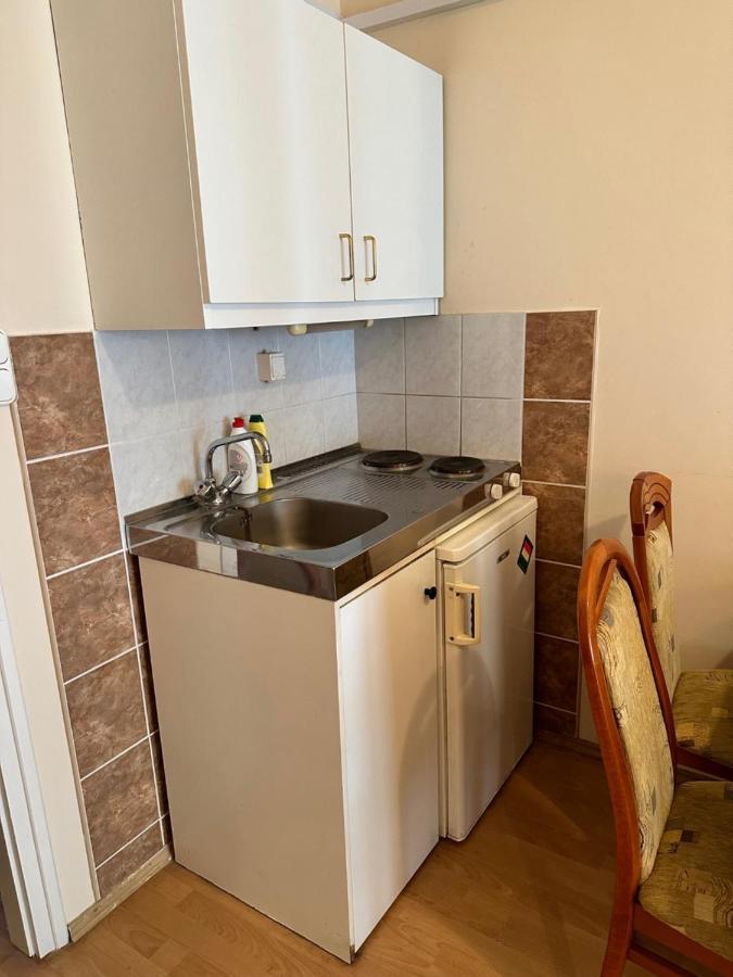 شقة Cozy Garden Apartman غيولا المظهر الخارجي الصورة